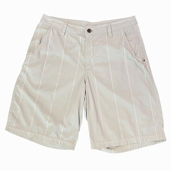 Lululemon Other - Lululemon Kahuna Bermuda Shorts Men 32 x 8.5” Check Gray White Blue Golf Outdoor